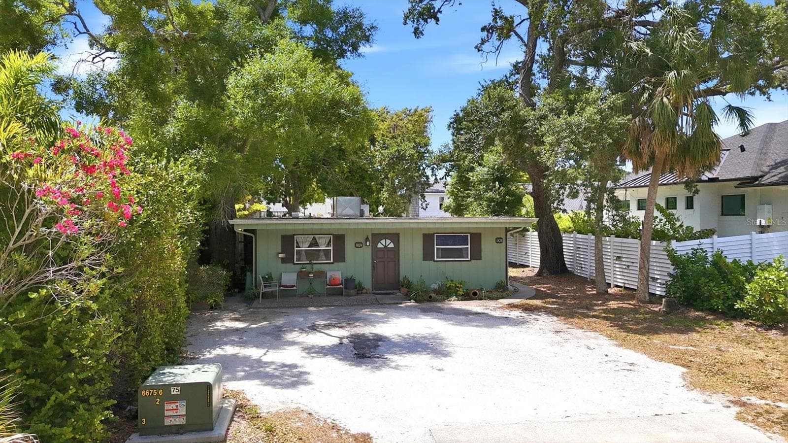 Half Duplex at 1824 WEBBER ST, SARASOTA, photo 2 of 17