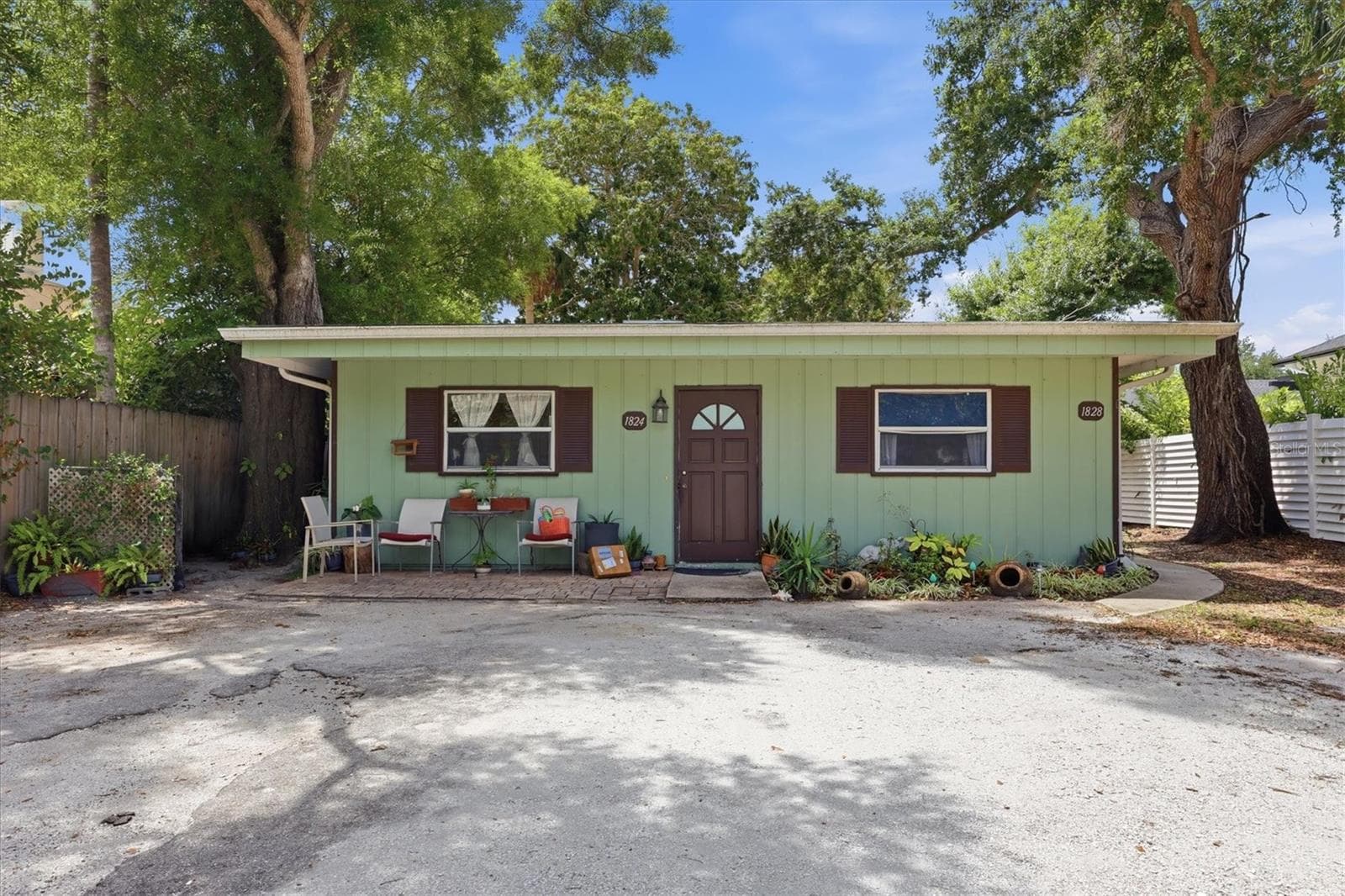 Half Duplex at 1824 WEBBER ST, SARASOTA, photo 3 of 17