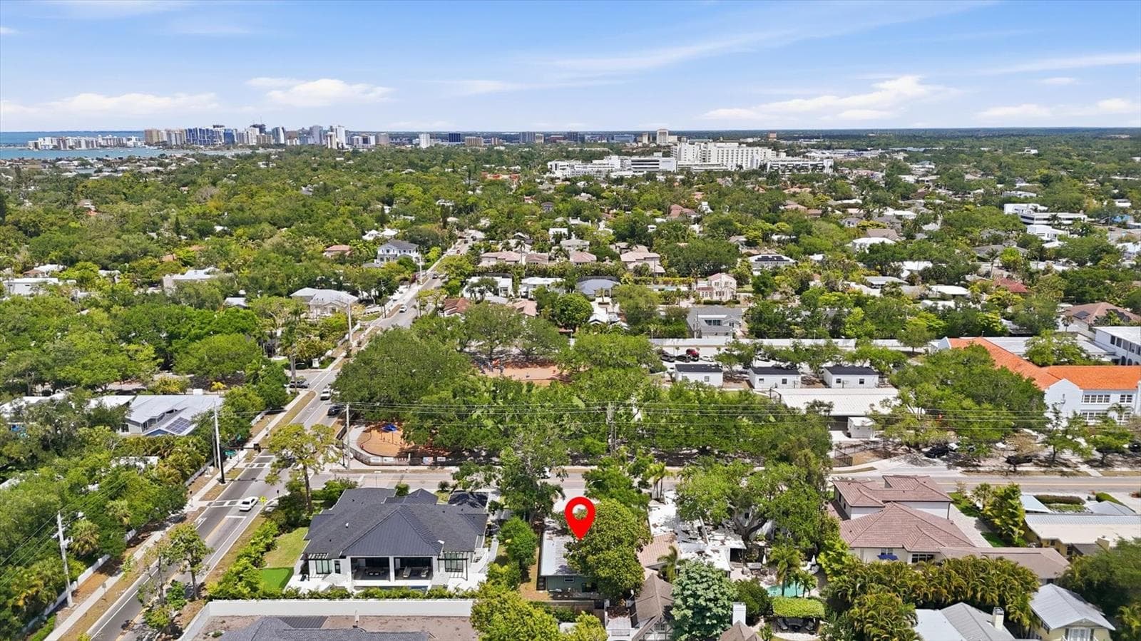 Half Duplex at 1824 WEBBER ST, SARASOTA, photo 10 of 17