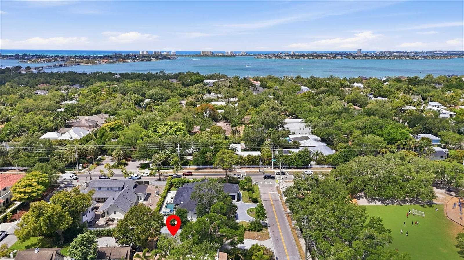 Half Duplex at 1824 WEBBER ST, SARASOTA, photo 14 of 17