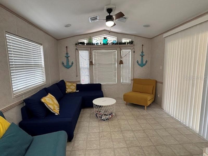 Manufactured Home at 25316 140TH PL NE #335, SALT SPRINGS, photo 15 of 52
