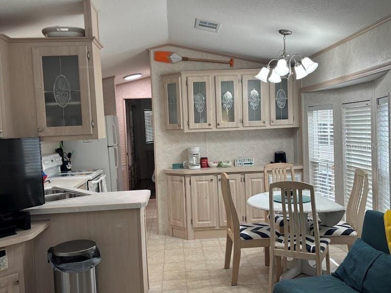 Manufactured Home at 25316 140TH PL NE #335, SALT SPRINGS, photo 18 of 52