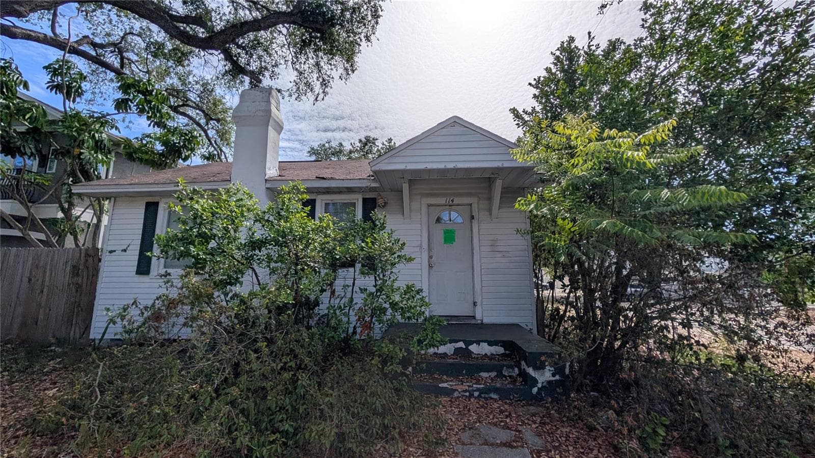 114 S BUNGALOW PARK AVE