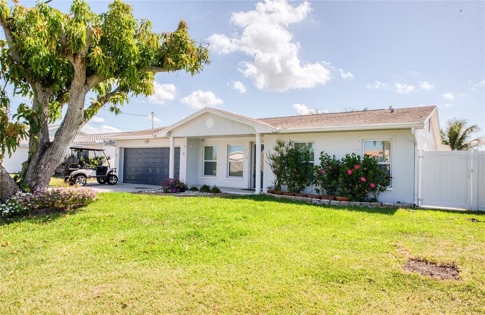 Single Family Residence at 551 CRYSTAL DR, MADEIRA BEACH, photo 3 of 46