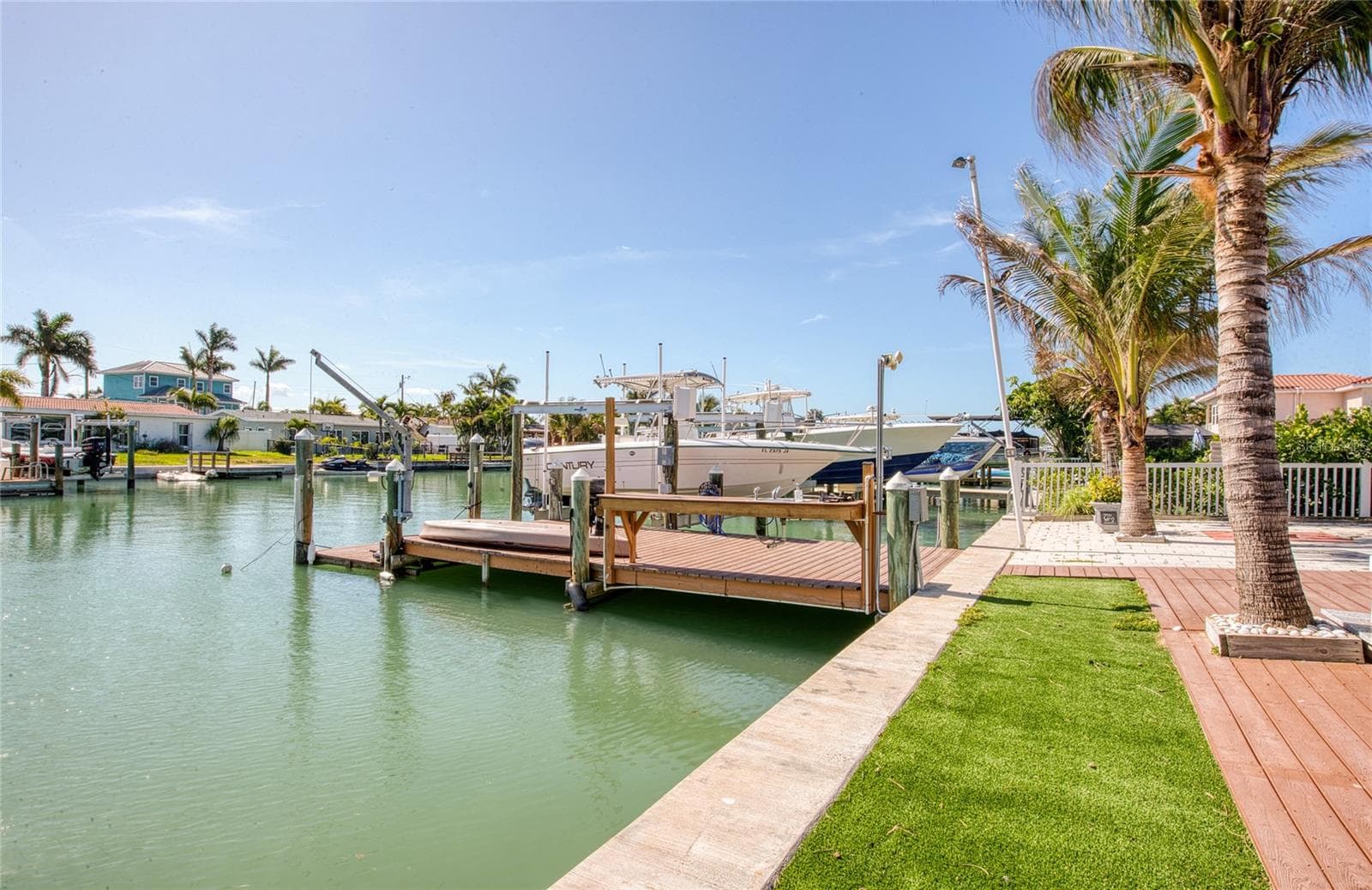 Single Family Residence at 551 CRYSTAL DR, MADEIRA BEACH, photo 12 of 46