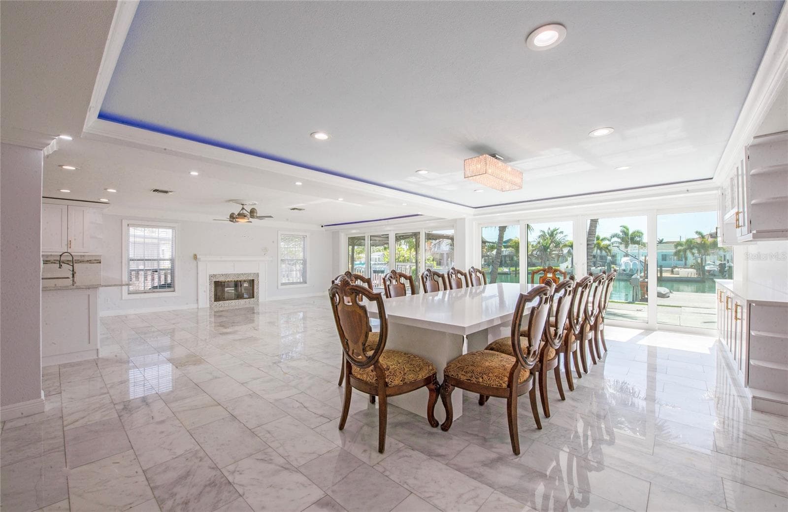 Single Family Residence at 551 CRYSTAL DR, MADEIRA BEACH, photo 17 of 46