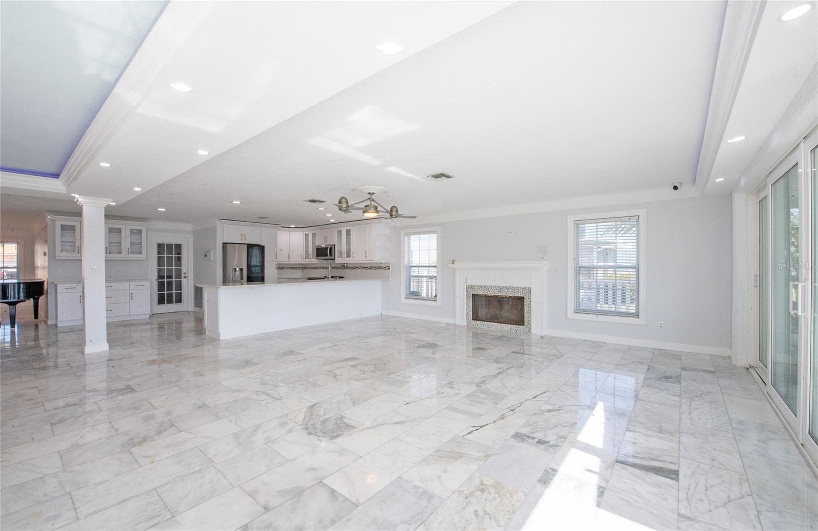 Single Family Residence at 551 CRYSTAL DR, MADEIRA BEACH, photo 20 of 46