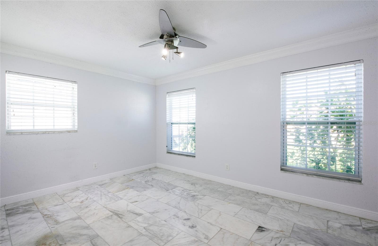 Single Family Residence at 551 CRYSTAL DR, MADEIRA BEACH, photo 33 of 46