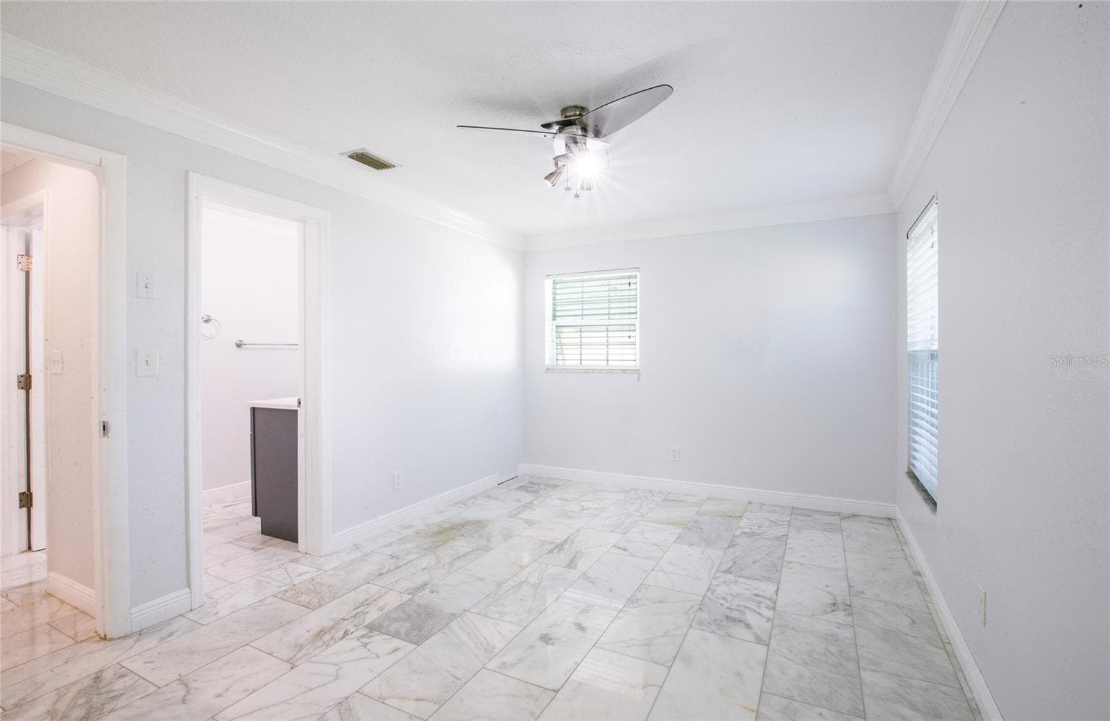 Single Family Residence at 551 CRYSTAL DR, MADEIRA BEACH, photo 34 of 46
