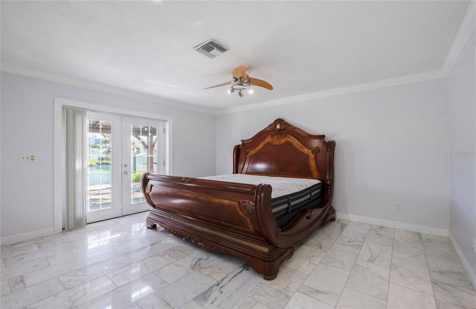 Single Family Residence at 551 CRYSTAL DR, MADEIRA BEACH, photo 44 of 46