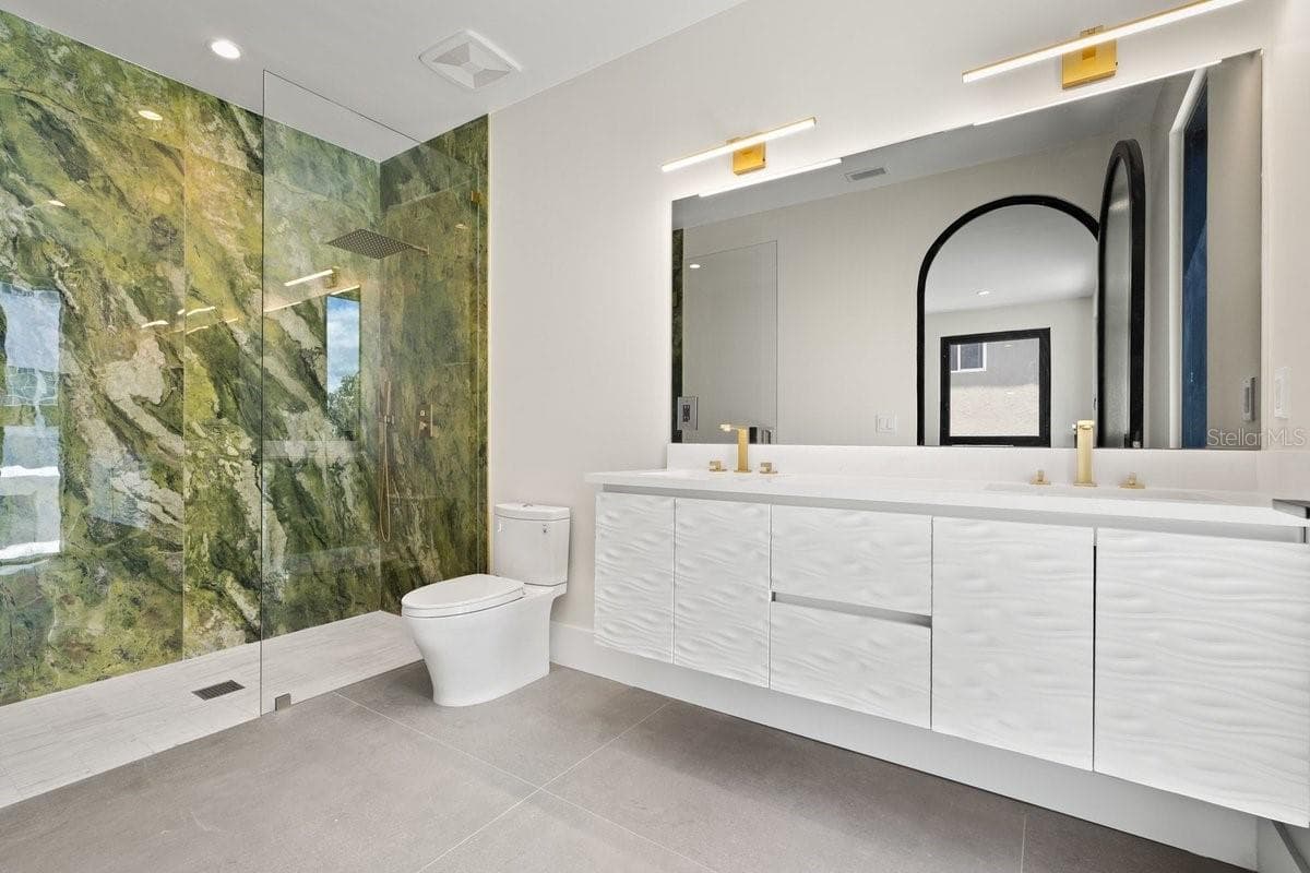 1st Floor Ensuite Bath - 6176 S ATLANTIC AVE, NEW SMYRNA BEACH