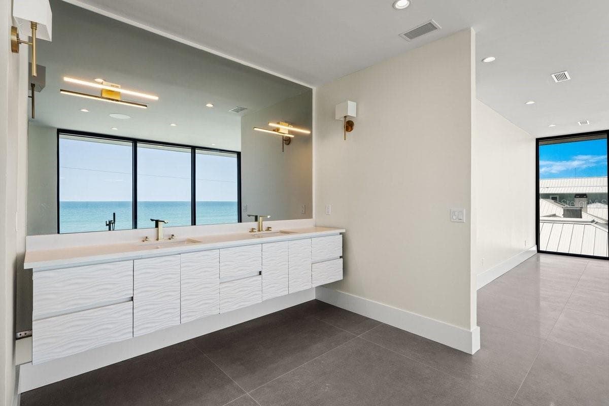 Primary Ensuite Bath - 6176 S ATLANTIC AVE, NEW SMYRNA BEACH
