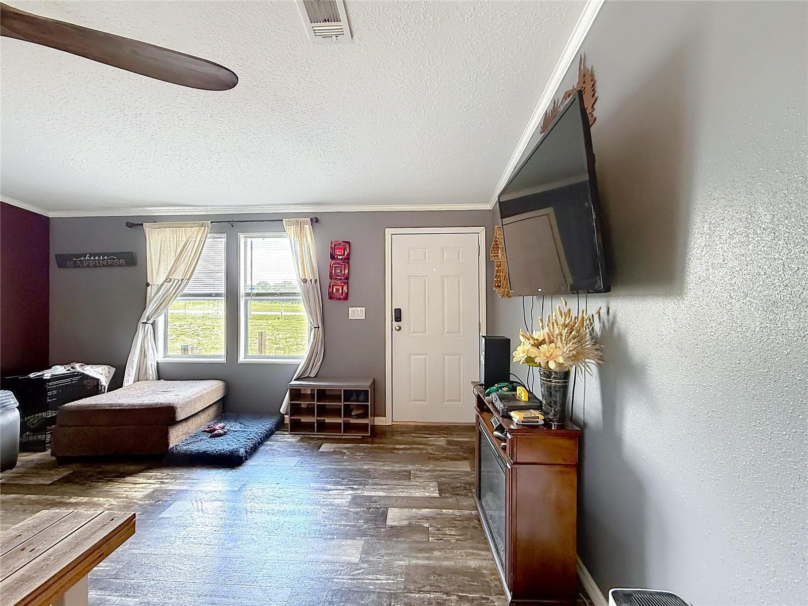 Manufactured Home at 8108 SERGEANT PEPPER DR, HOWEY IN THE HILLS, photo 15 of 36