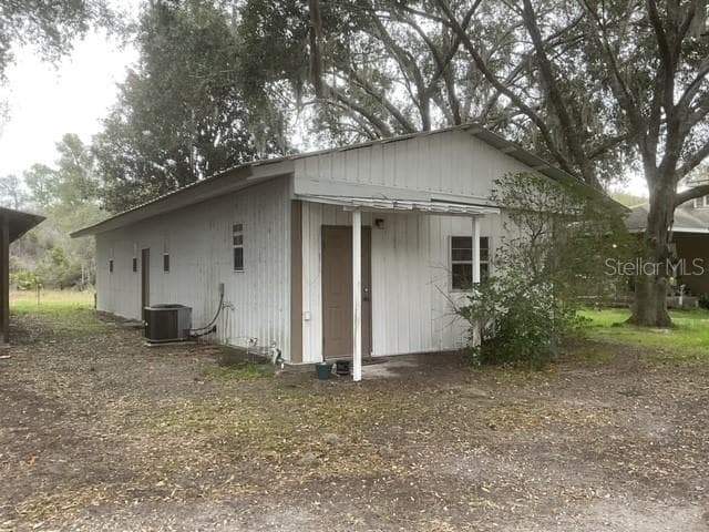 Mother-In-Law Quarters - 32420 COUNTY ROAD 473, LEESBURG