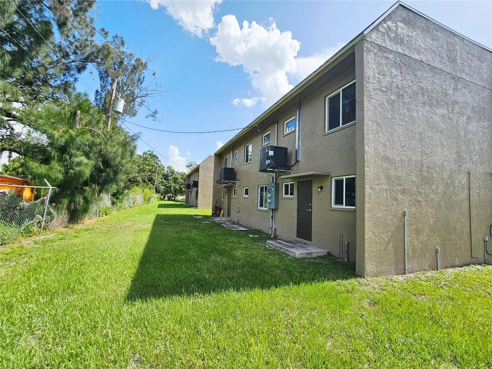 Back Exterior - 111 JORDAN AVE, ARCADIA