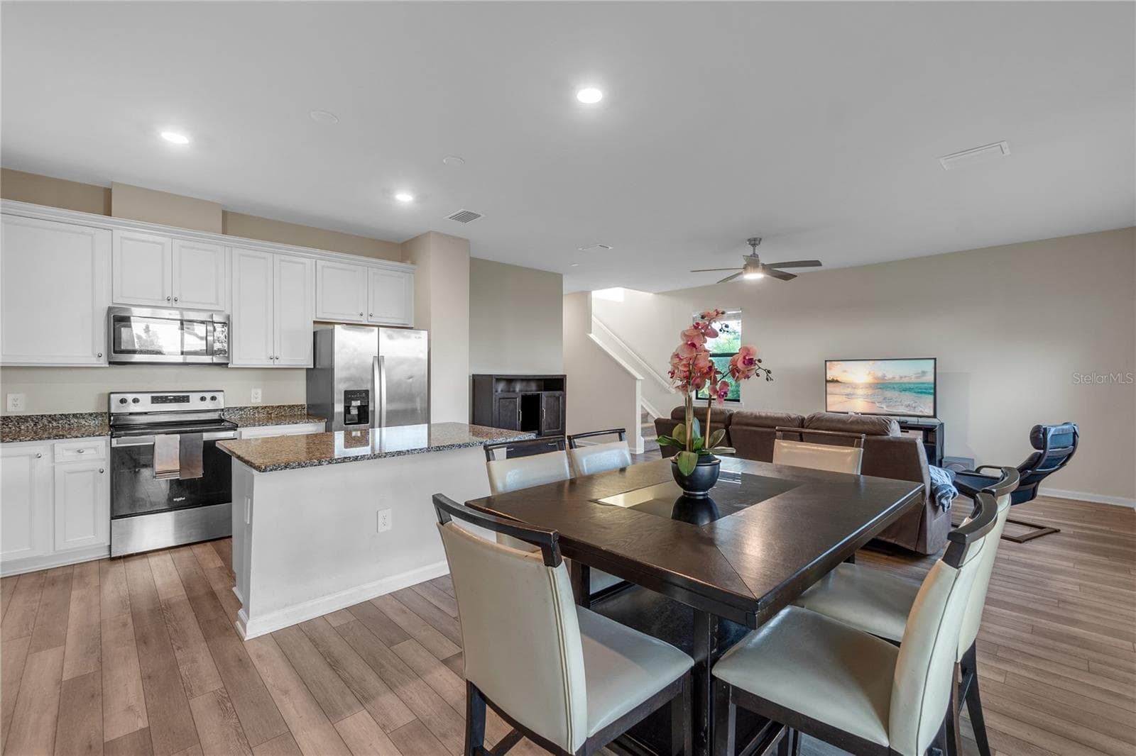Single Family Residence at 6111 BLUESTAR CT, LAKEWOOD RANCH, photo 35 of 88