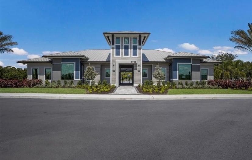 Single Family Residence at 6111 BLUESTAR CT, LAKEWOOD RANCH, photo 52 of 88