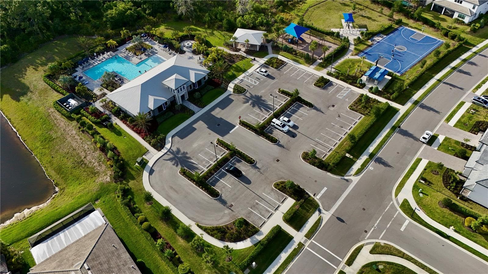 Single Family Residence at 6111 BLUESTAR CT, LAKEWOOD RANCH, photo 75 of 88