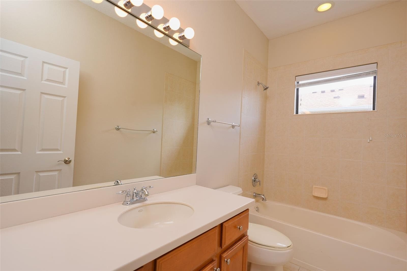 Condominium at 4015 OVERTURE CIR #314, BRADENTON, photo 48 of 57