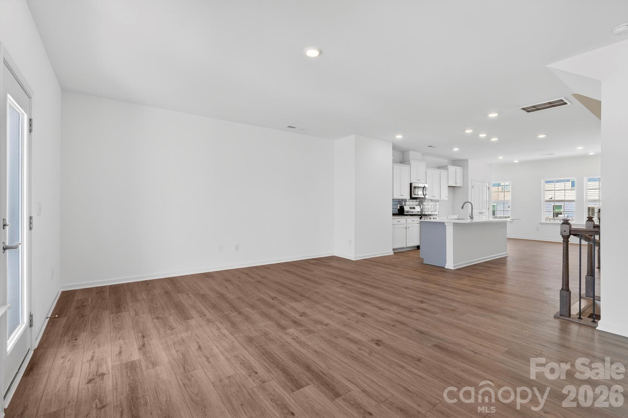 Huge family room - Mooresville
