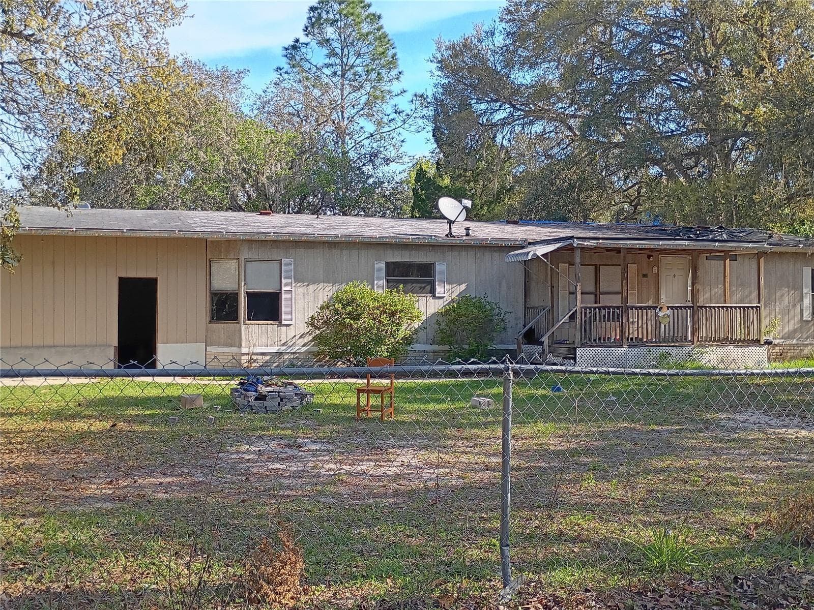 112 THOMPSON AVE