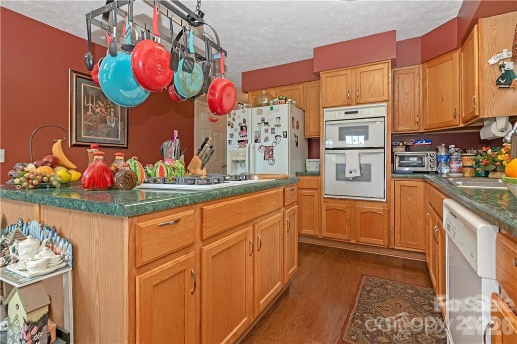 Plenty of Cabinet Space - 612 Old Home Place Road, Tuckasegee