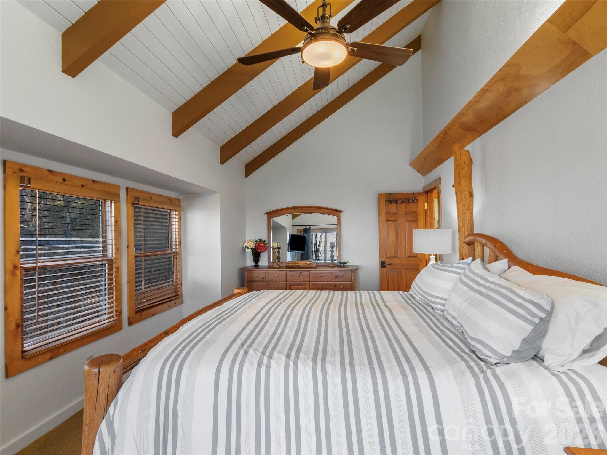 Single Family Residence at 71 Ivy Ridge Road, Burnsville, photo 12 of 28