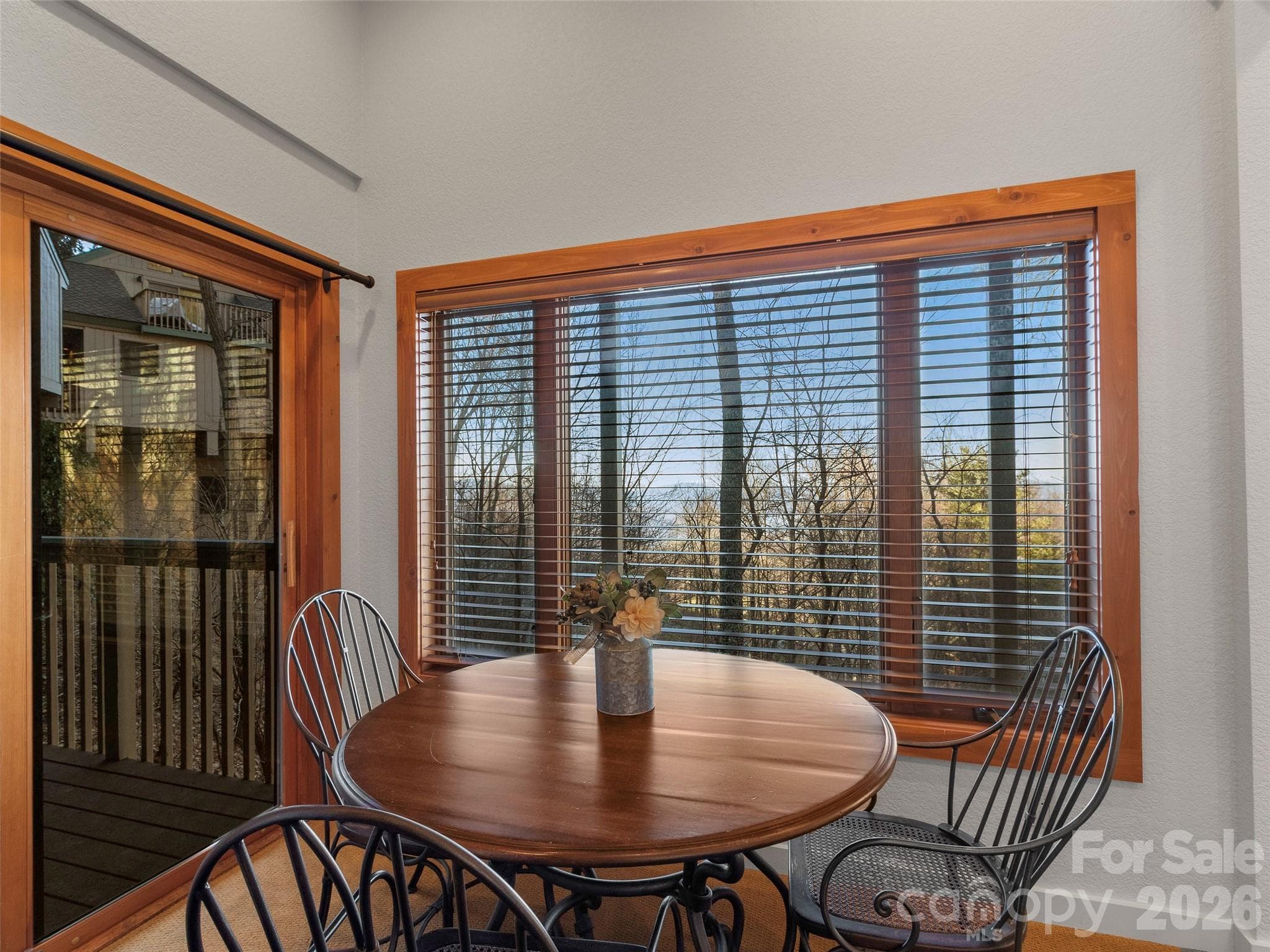 Single Family Residence at 71 Ivy Ridge Road, Burnsville, photo 22 of 28