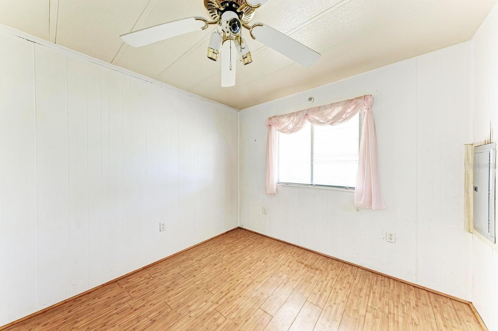Guest bedroom - 348 TROPIC DR, OSPREY