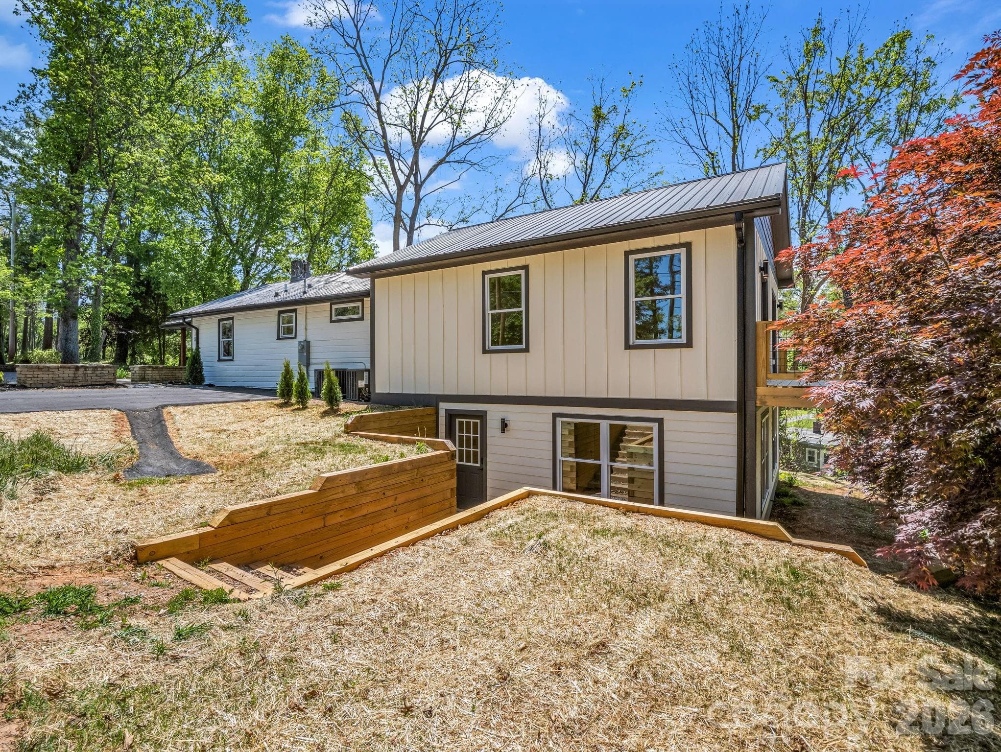 Lower level - separate entry - Asheville