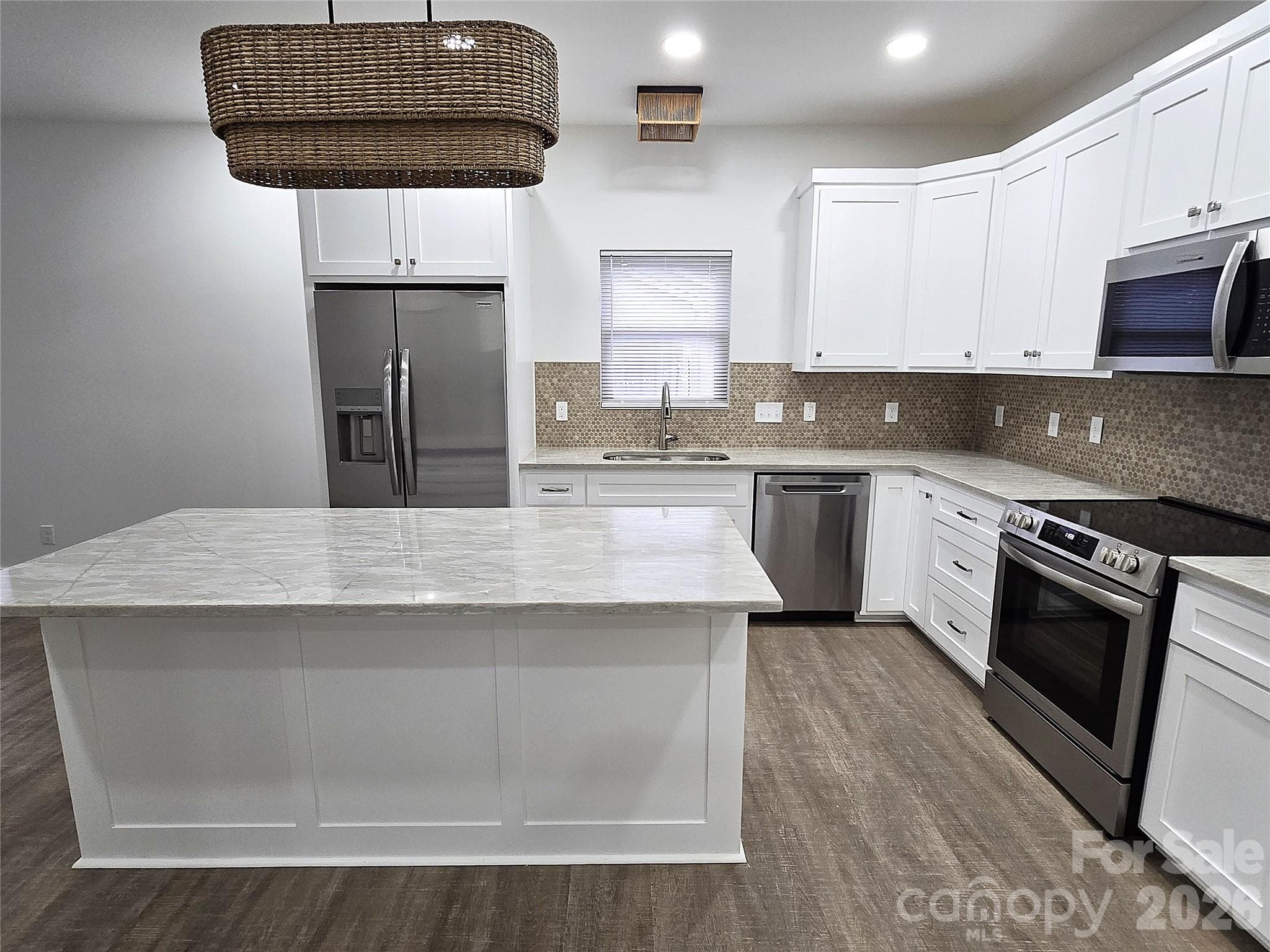 Single Family Residence at Hickory, photo 2 of 21