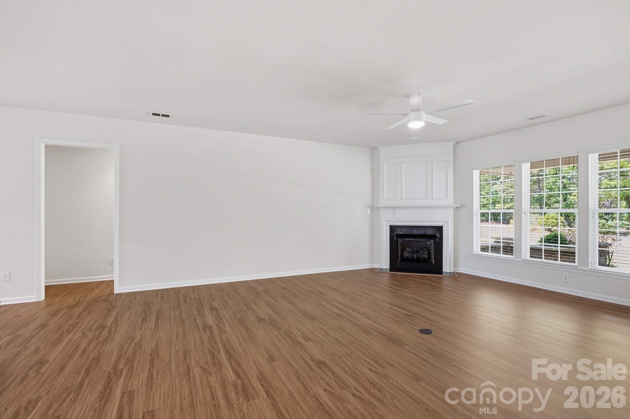 Single Family Residence at 2818 Mandarin Street, Fort Mill, photo 9 of 48