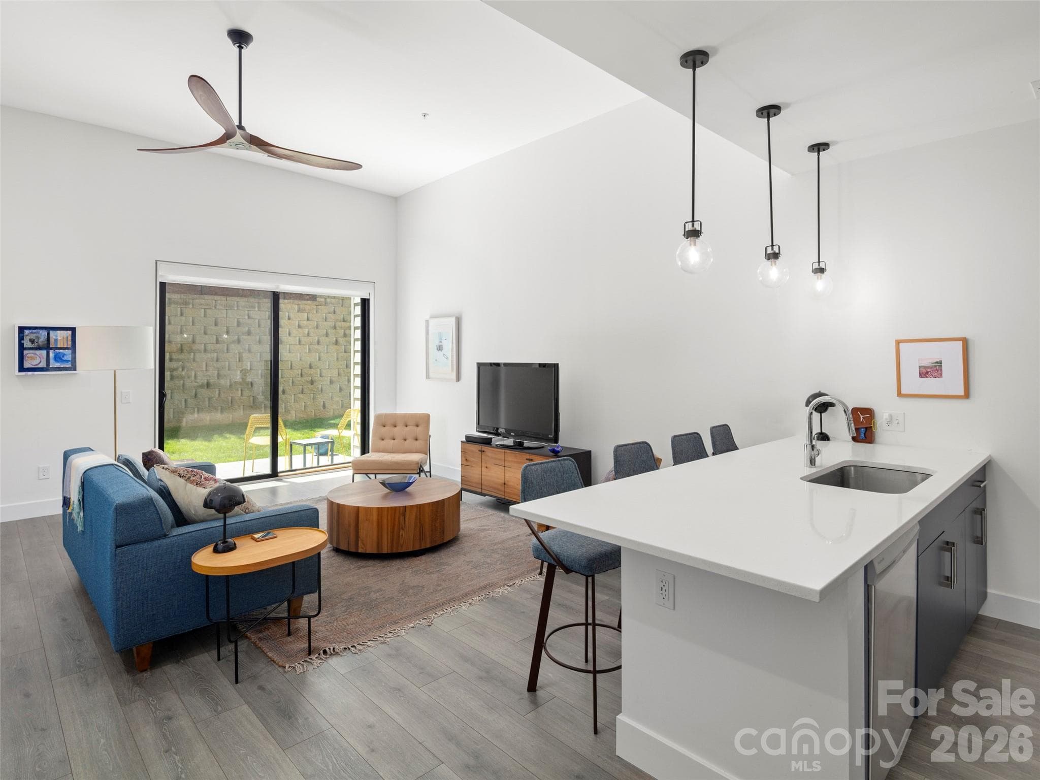 Condominium at 68 Craven Street, Asheville, photo 2 of 16