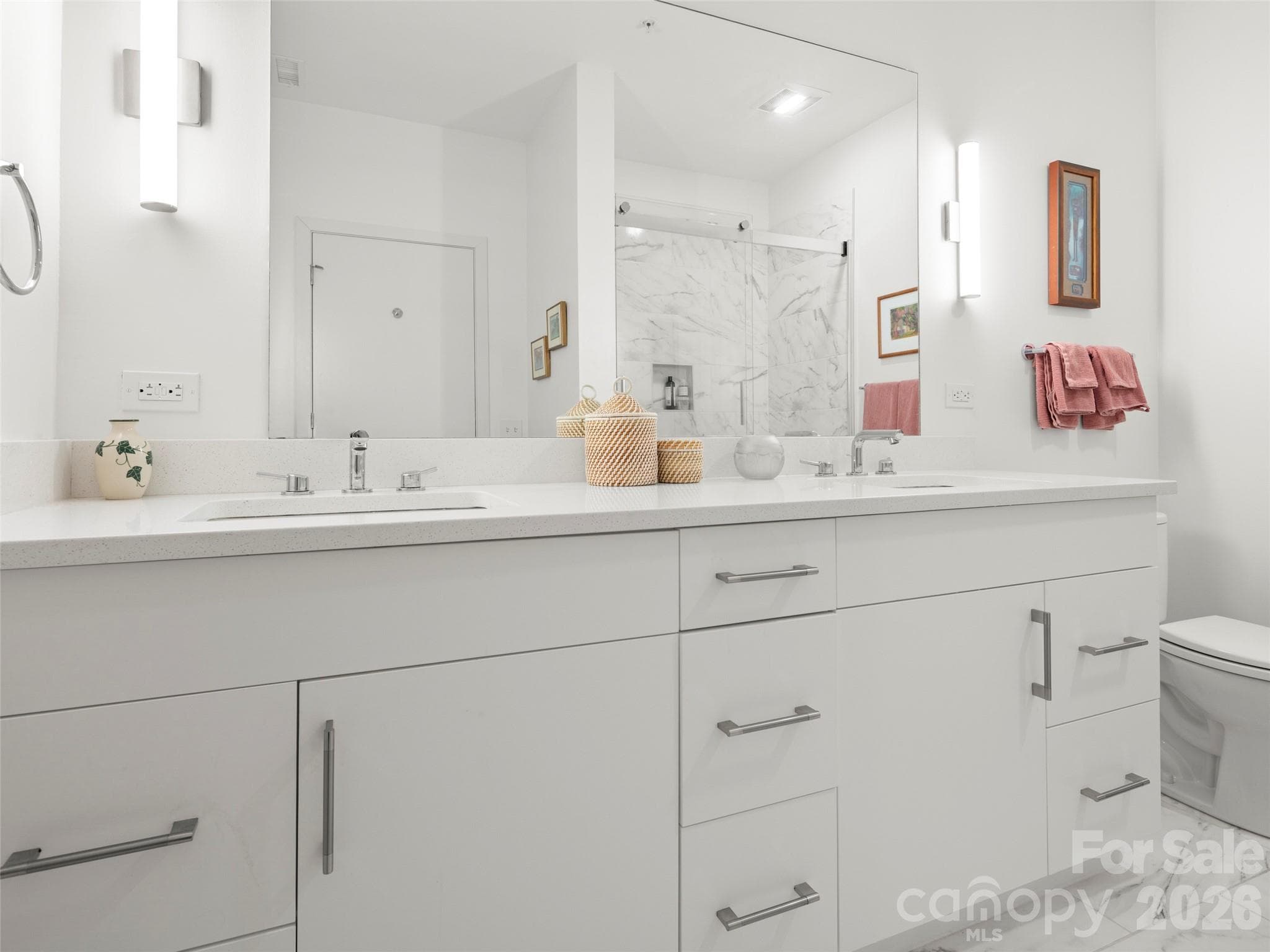 Condominium at 68 Craven Street, Asheville, photo 10 of 16