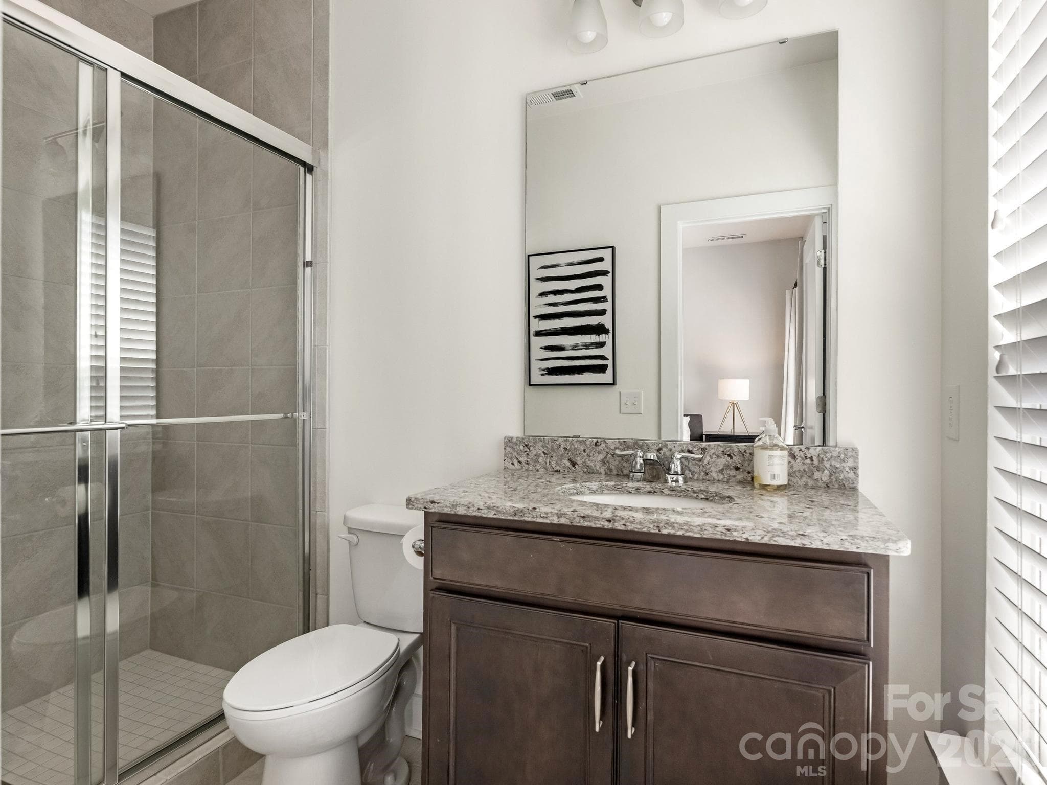 full bathroom - Charlotte