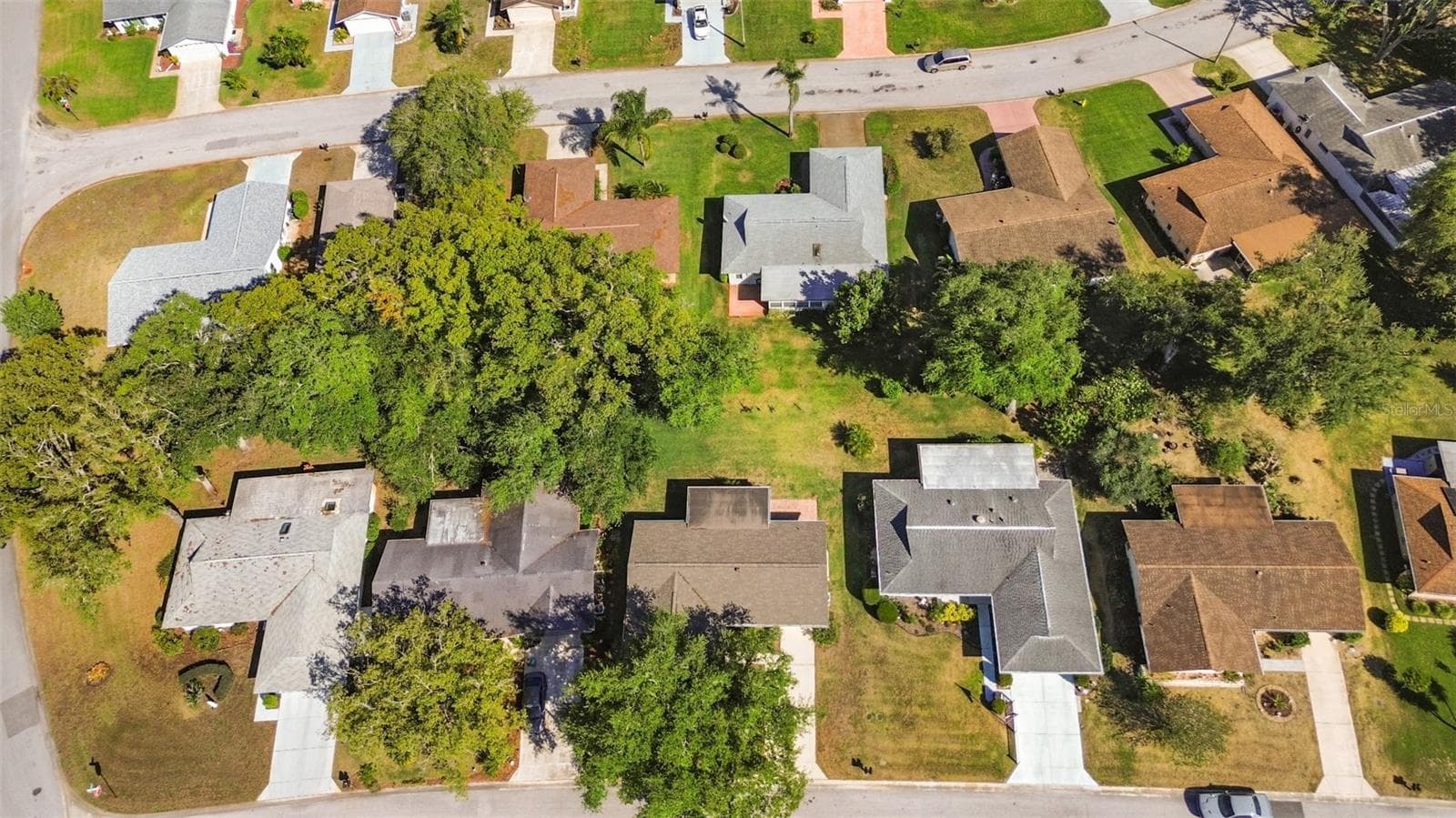 Single Family Residence at 10616 SPRINGWOOD DR, PORT RICHEY, photo 3 of 43