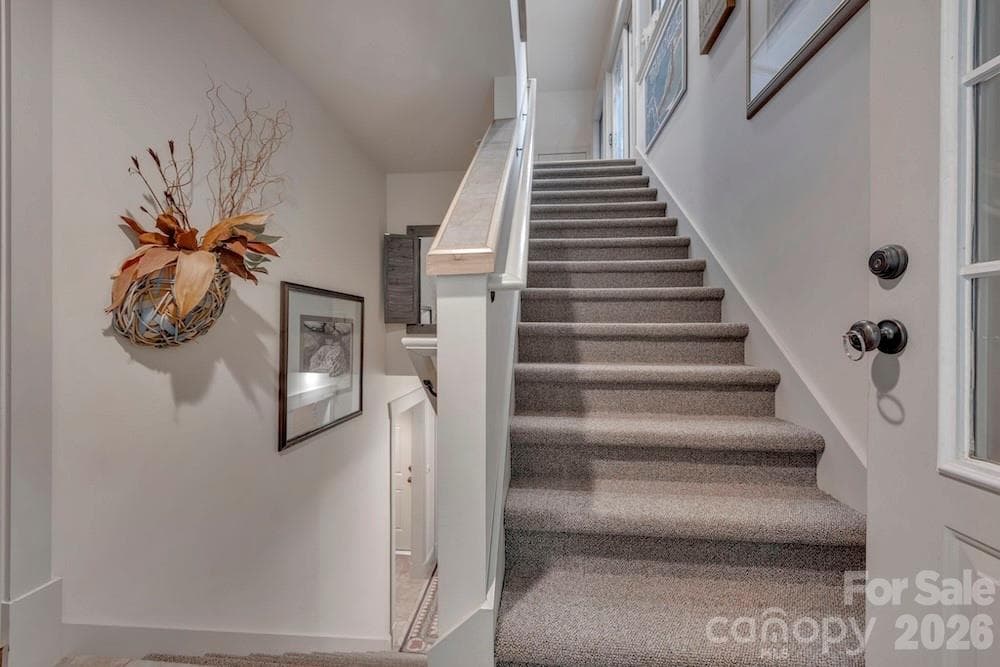 Single Family Residence at 178 Whetstone Gap Road, Lake Toxaway, photo 9 of 29