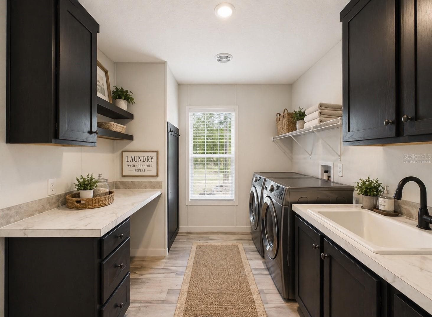 virtually staged - 137 BEULAH DR, HAWTHORNE