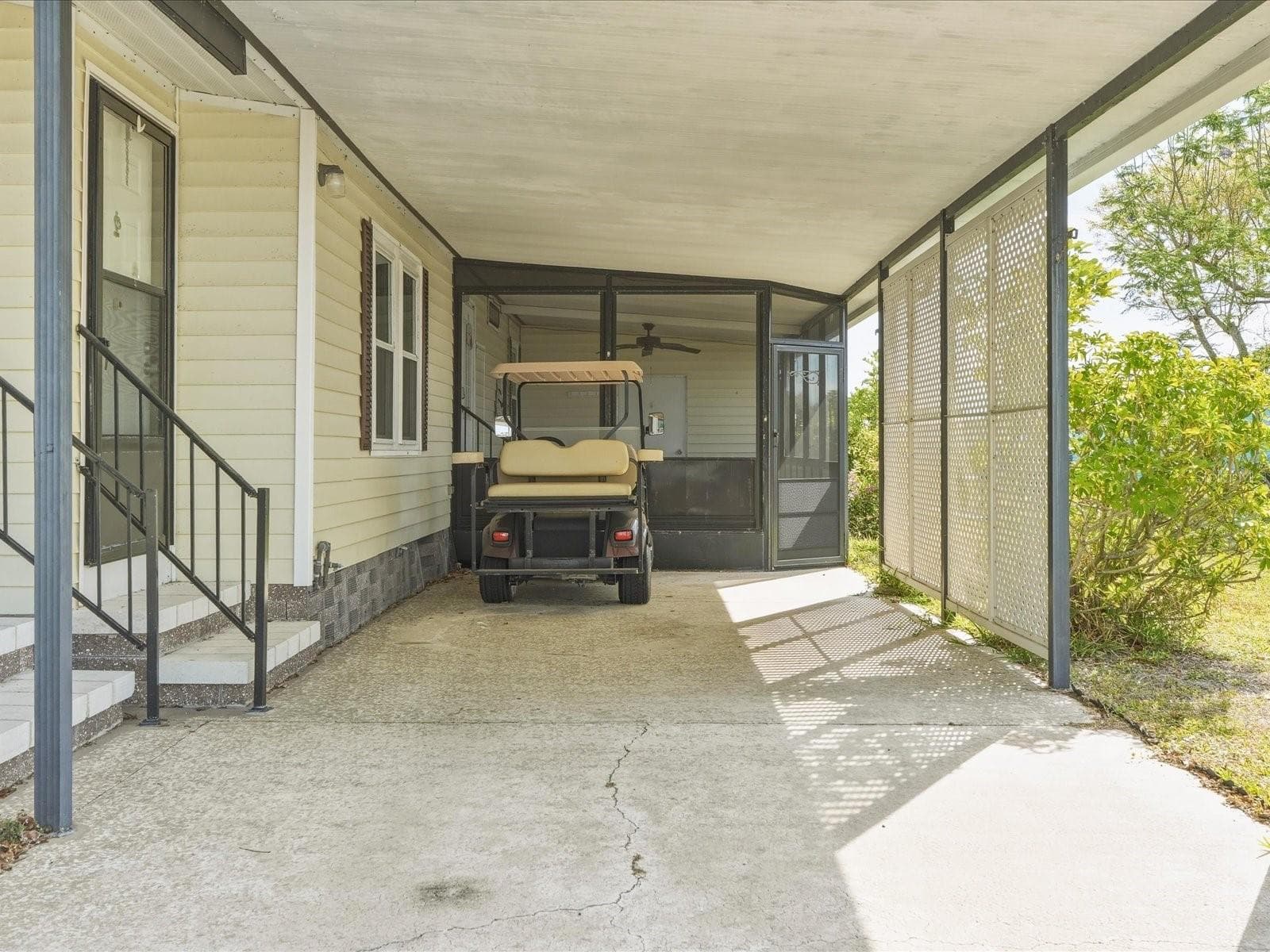 Carport - 6144 REDWING AVE, ENGLEWOOD