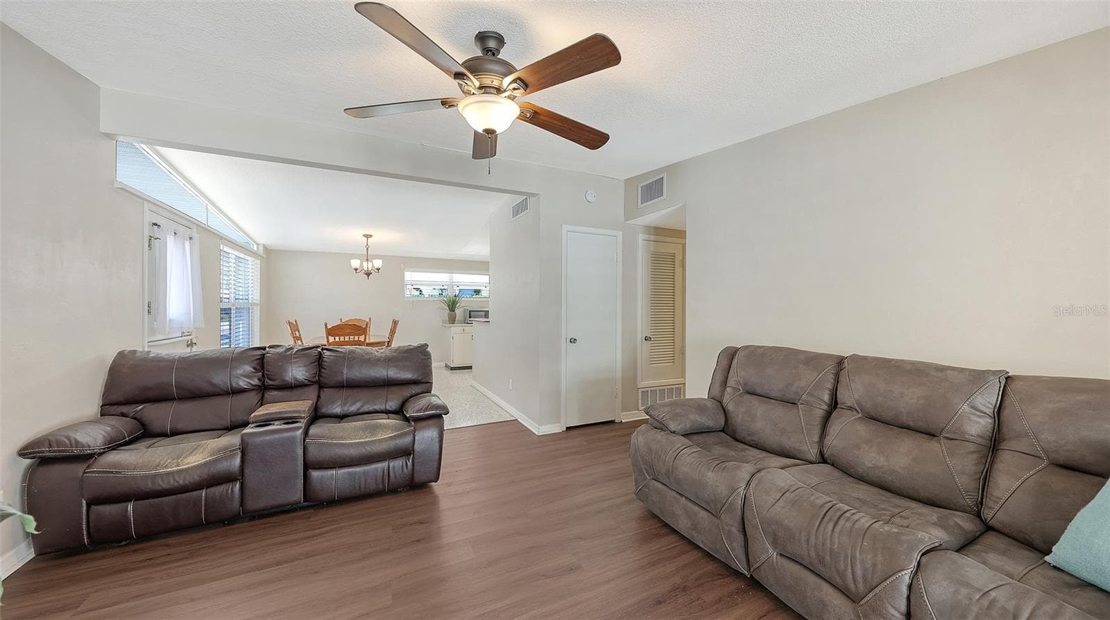 Single Family Residence at 3008 BOWDOIN PL, BRADENTON, photo 8 of 50