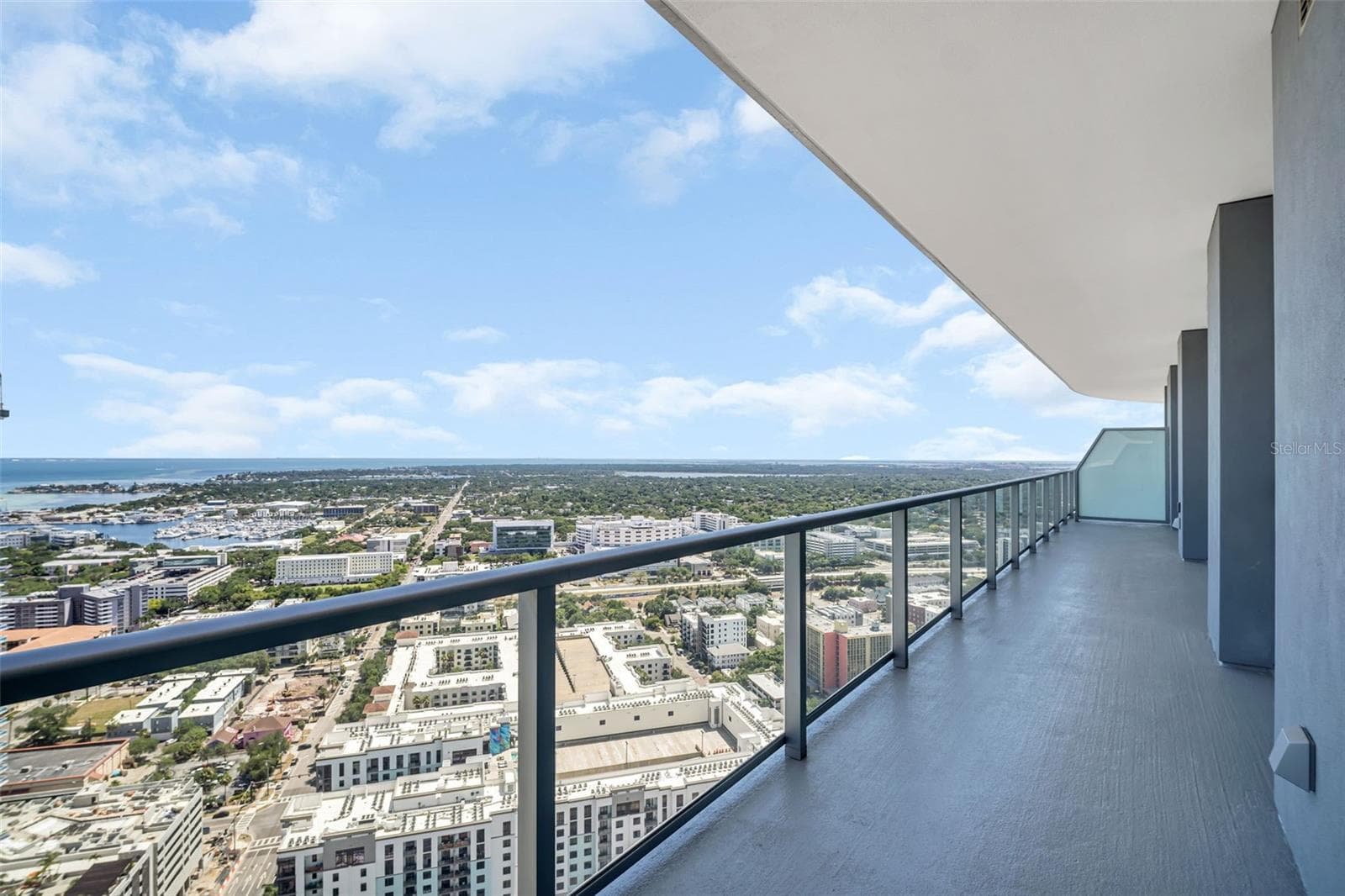 Condominium at 400 CENTRAL AVE #3603, ST PETERSBURG, photo 30 of 77