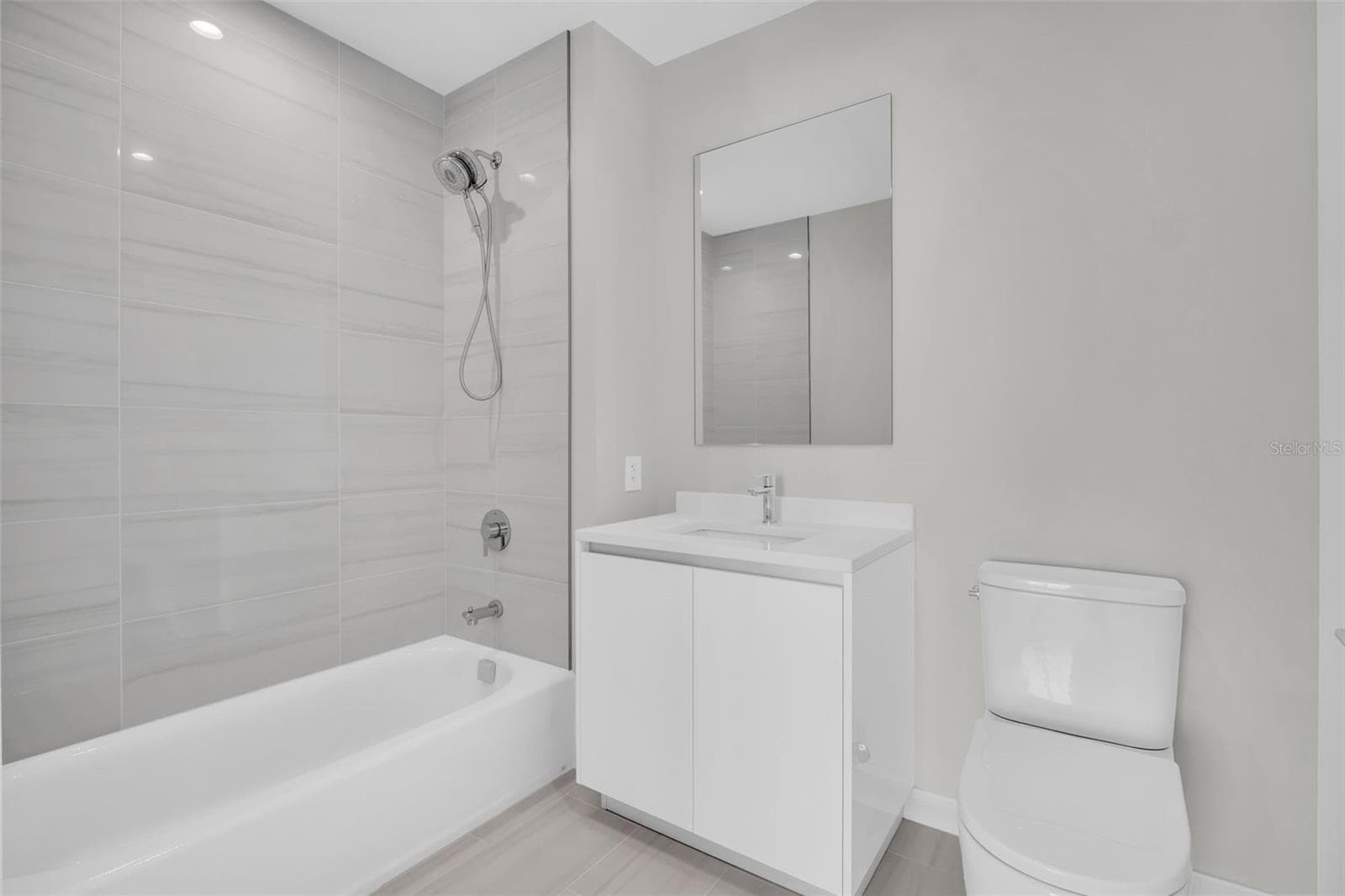 Condominium at 400 CENTRAL AVE #3603, ST PETERSBURG, photo 26 of 77