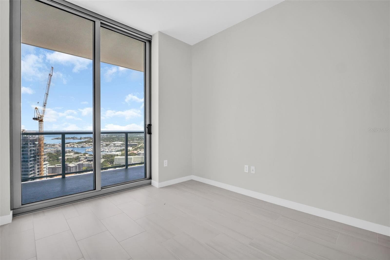 Condominium at 400 CENTRAL AVE #3603, ST PETERSBURG, photo 47 of 77