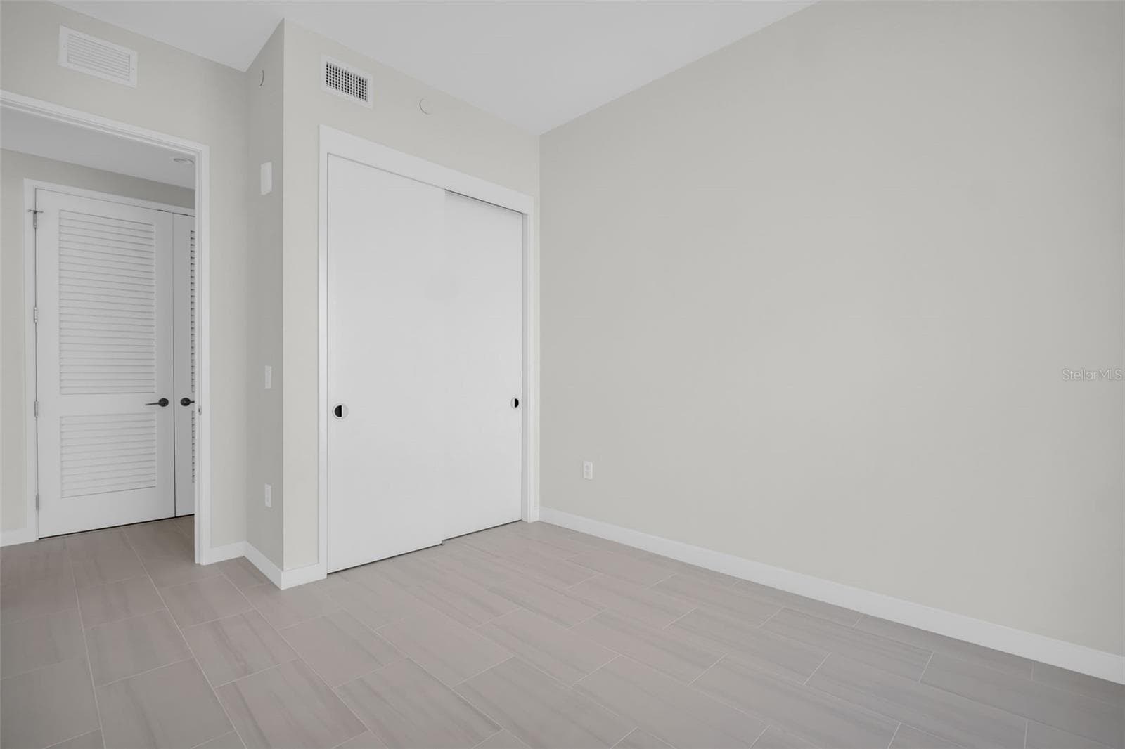 Condominium at 400 CENTRAL AVE #3603, ST PETERSBURG, photo 49 of 77