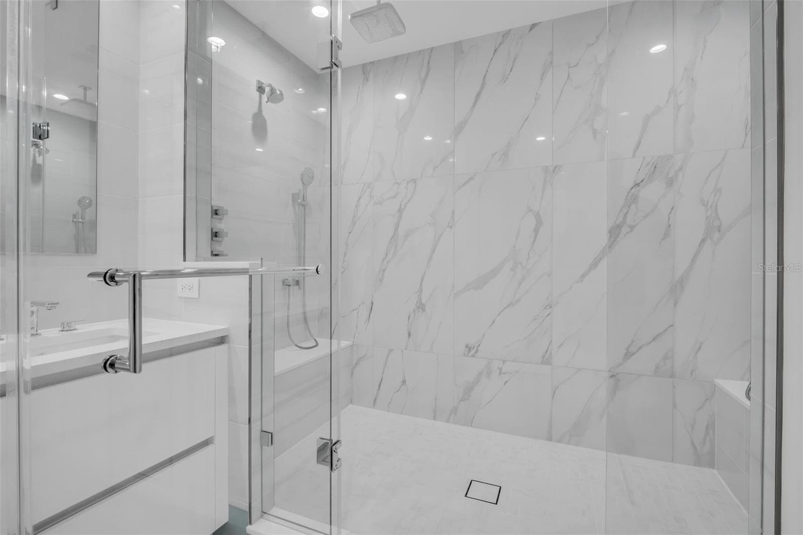 Condominium at 400 CENTRAL AVE #3603, ST PETERSBURG, photo 42 of 77