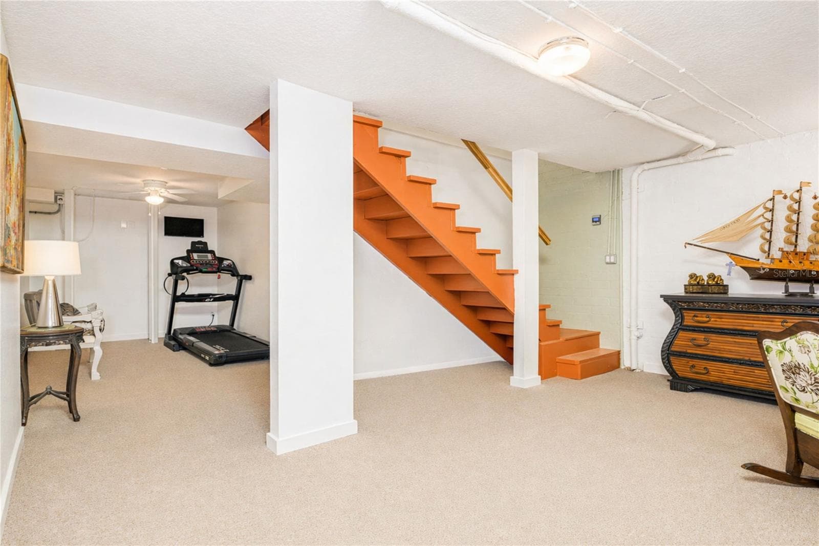 Lower level living area. - 1504 N ATLANTIC AVE, DAYTONA BEACH