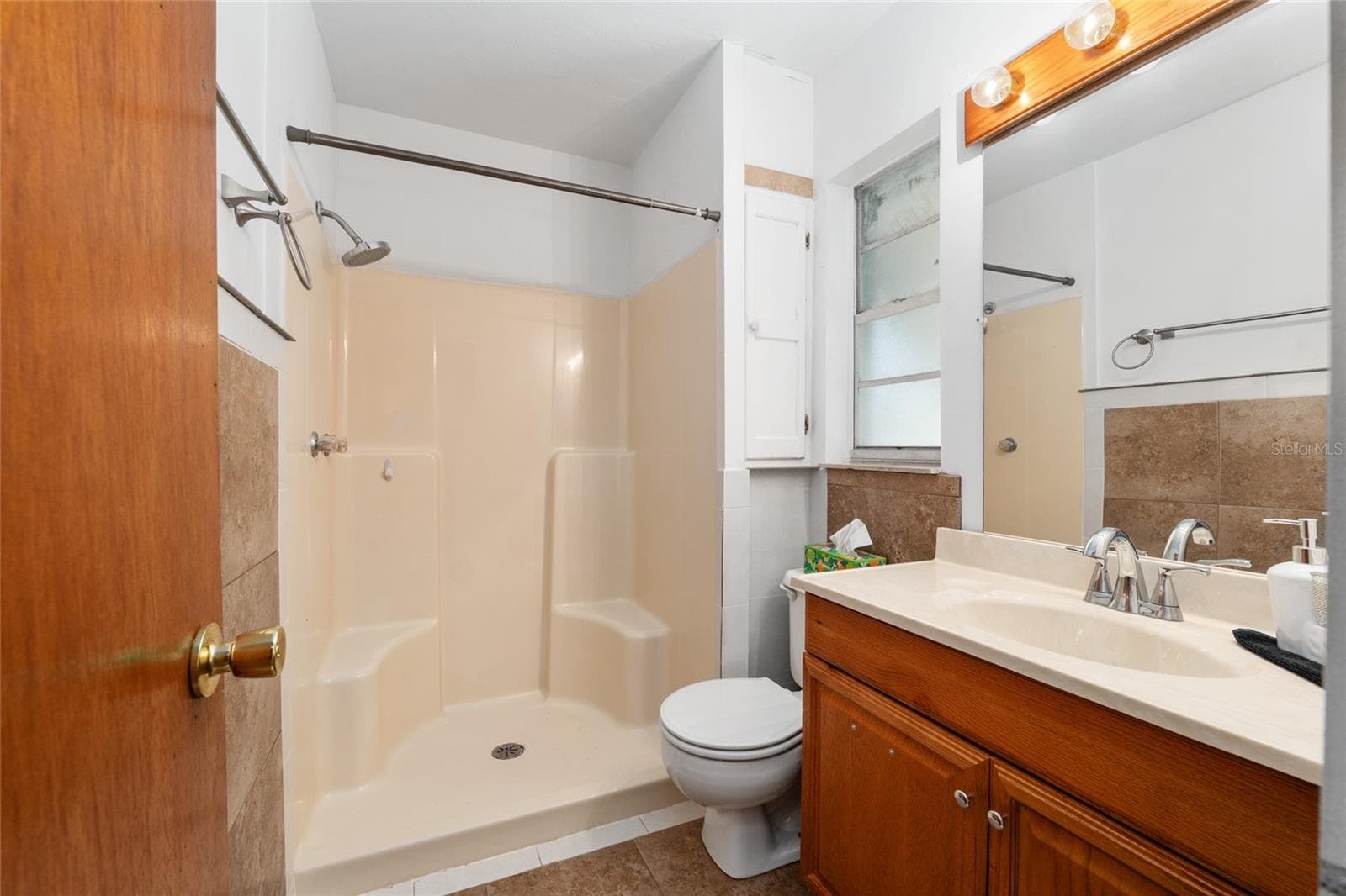 Single Family Residence at 9317 E CRESCENT DR, INVERNESS, photo 27 of 65