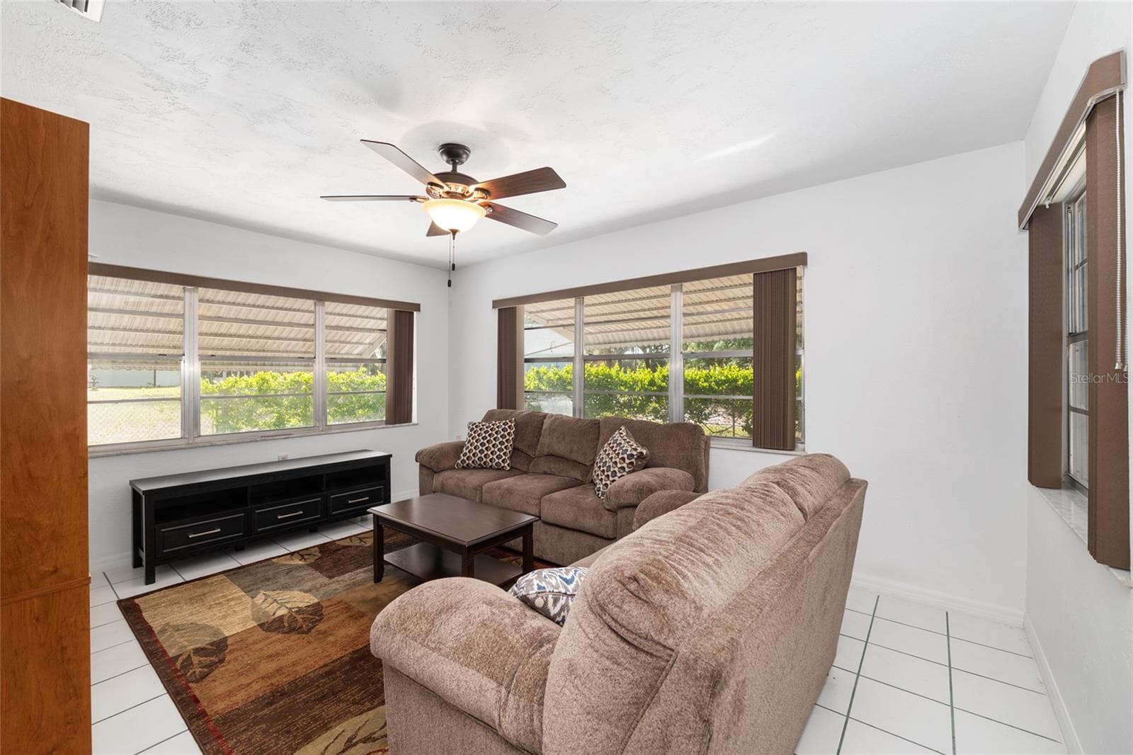 Single Family Residence at 9317 E CRESCENT DR, INVERNESS, photo 38 of 65