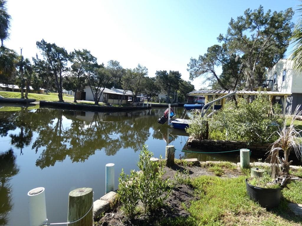 Single Family Residence at 2215 S HUNT PT, CRYSTAL RIVER, photo 3 of 42