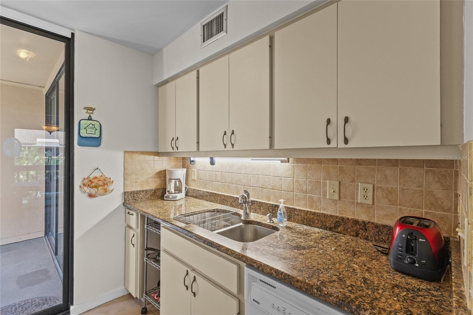 Condominium at 3033 WILLOW GRN #10, SARASOTA, photo 14 of 45